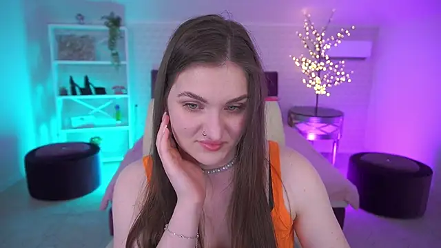 EmmyCharmm online show from May 20, 5:24 am