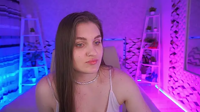EmmyCharmm online show from May 24, 6:07 am