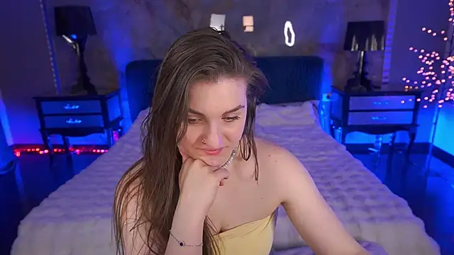 EmmyCharmm online show from June 16, 5:54 am