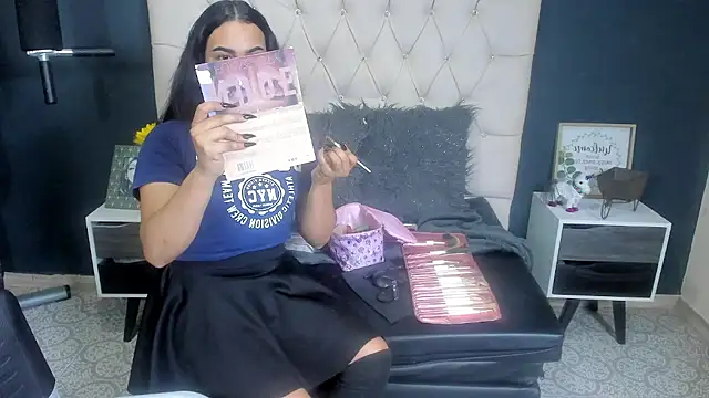 Andrys  online show from February 20, 7:19 pm