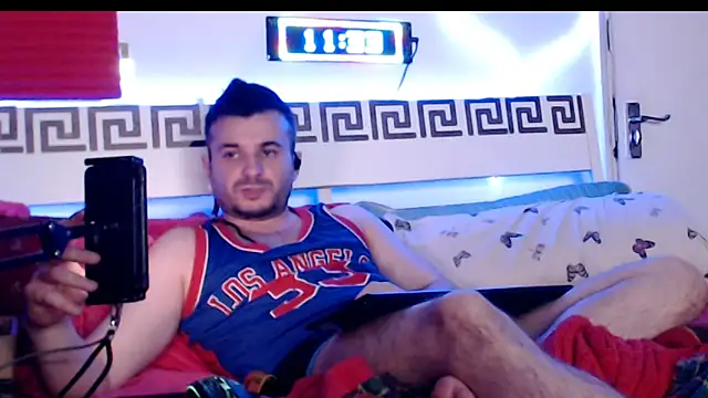 Snapshot of erotico69xxx chatting on December 16, 11:32 pm erotico69xxx online show from December 16, 11:32 pm