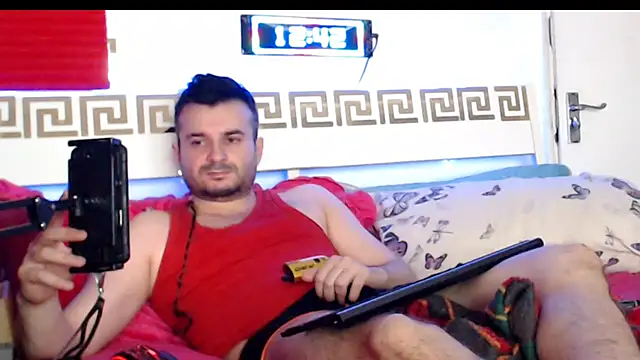 Snapshot of erotico69xxx chatting on December 18, 12:44 pm erotico69xxx online show from December 18, 12:44 pm