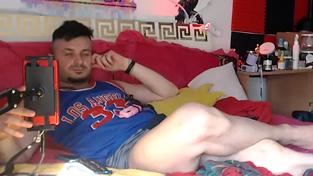 Snapshot of erotico69xxx chatting on August 3, 4:44 pm erotico69xxx online show from August 3, 4:44 pm