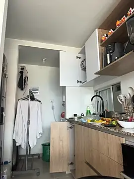 Ameellie online show from December 5, 5:09 pm