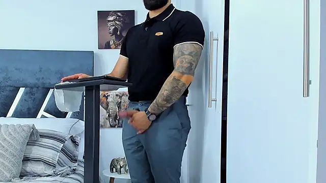 Zack Froone online show from May 13, 3:42 pm