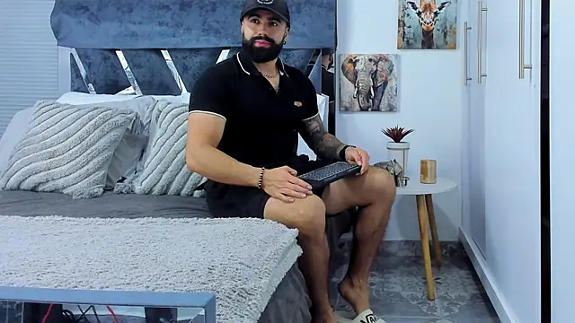 Zack Froone online show from June 24, 3:33 pm