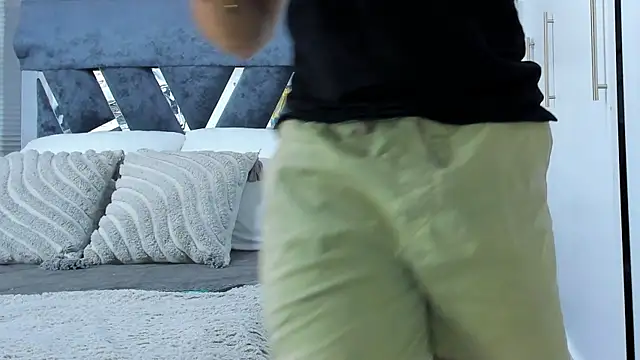 Zack Froone online show from July 18, 5:17 pm