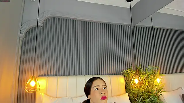 SaraRiley online show from December 22, 10:40 pm