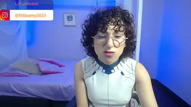 little  amy  online show from December 29, 1:56 am