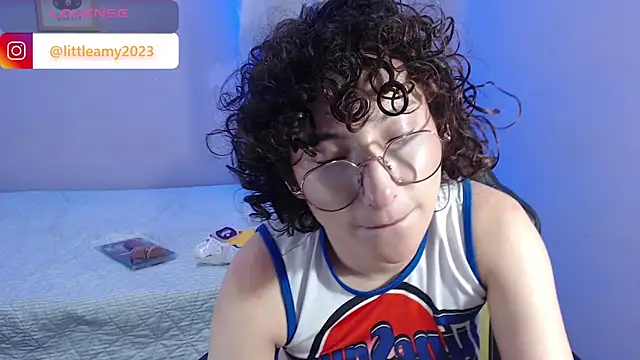 little  amy  online show from January 27, 4:11 pm