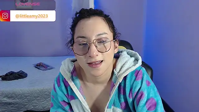 little  amy  online show from January 31, 3:00 pm
