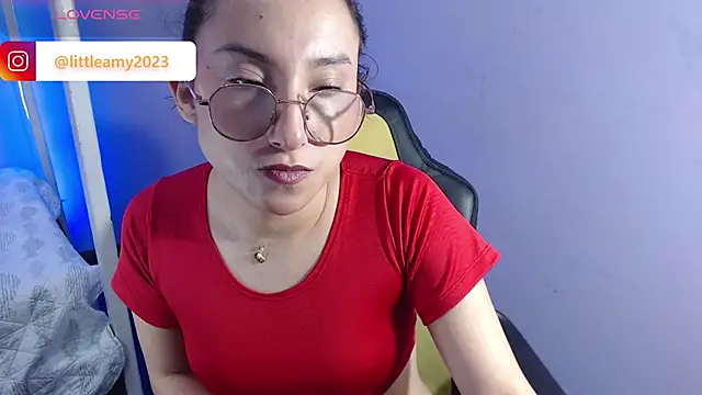 little  amy  online show from February 7, 7:38 pm