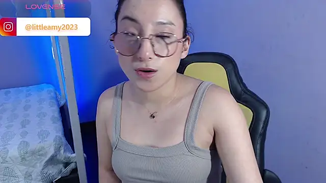 little  amy  online show from February 9, 1:22 am