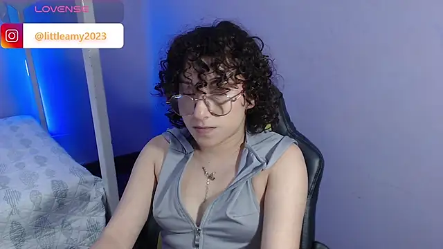 little  amy  online show from February 13, 2:12 am