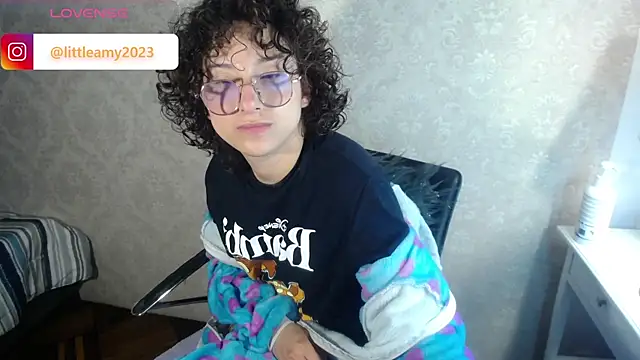 little  amy  online show from March 10, 10:04 am