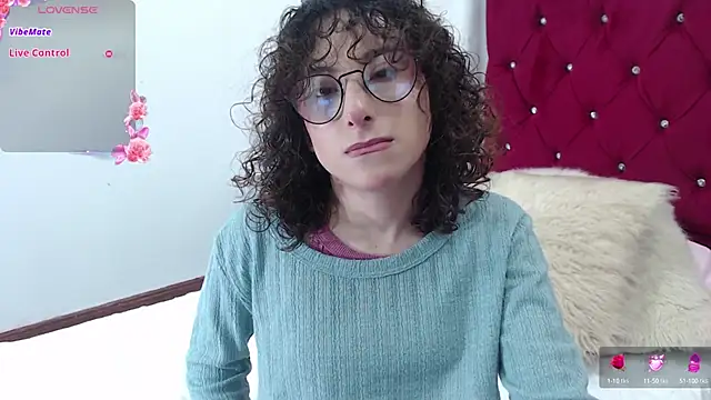 little  amy  online show from September 16, 9:16 pm