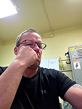 Snapshot of Cockrub1 chatting on March 6, 12:12 pm Cockrub1 online show from March 6, 12:12 pm