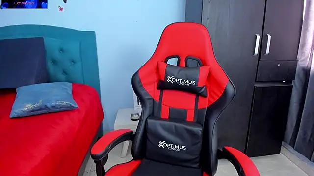 charlotee lovee69 online show from February 25, 4:42 pm