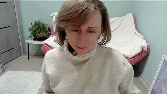 HornyMilf 777 online show from March 7, 12:01 pm