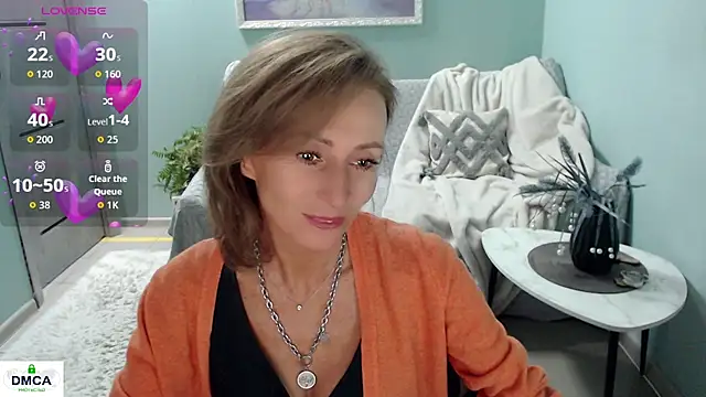 HornyMilf 777 online show from February 15, 6:10 am