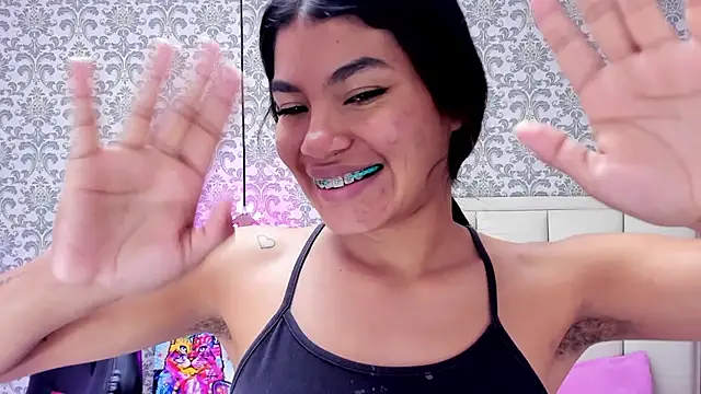 Snapshot of MILEY_JOAS2 chatting on March 19, 7:17 pm MILEY JOAS2 online show from March 19, 7:17 pm