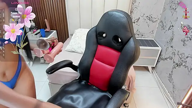 Snapshot of MILEY_JOAS2 chatting on February 19, 7:32 pm MILEY JOAS2 online show from February 19, 7:32 pm