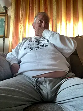 Russirayu online show from December 1, 4:12 pm