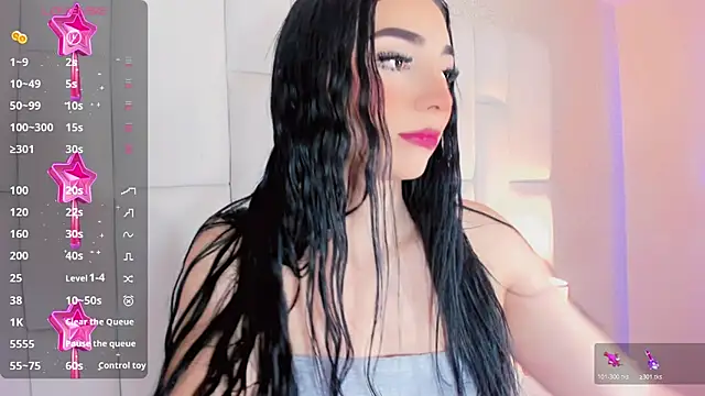 Snapshot of andrea_alvarz chatting on April 20, 5:21 am andrea alvarz online show from April 20, 5:21 am