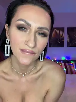 KatyEvanss online show from December 19, 9:28 pm