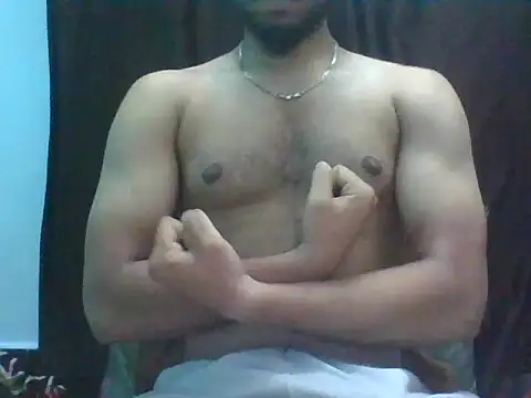 Snapshot of 8inchlegendbro chatting on June 28, 3:01 am 8inchlegendbro online show from June 28, 3:01 am