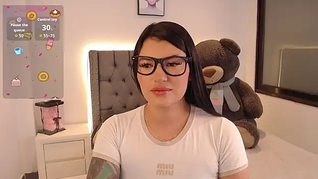 Nicols66 online show from May 18, 11:32 pm
