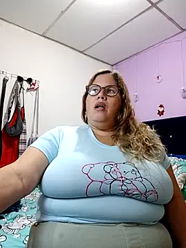 EllisW8 online show from November 8, 11:14 pm