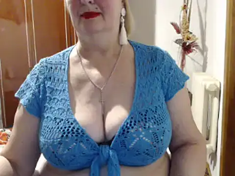 Secretfox online show from February 8, 2:38 pm