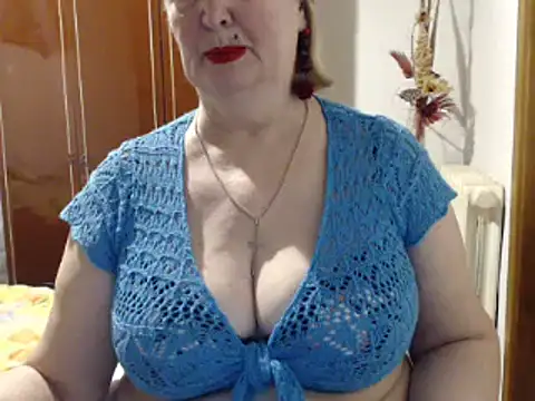 Secretfox online show from February 24, 3:20 pm