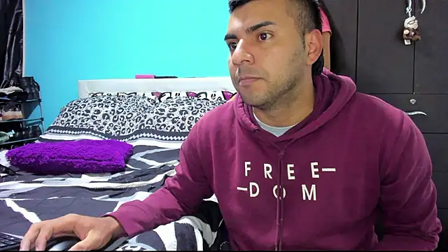 2ScarletandRyan8 online show from January 15, 9:58 am