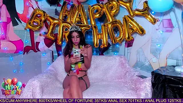 amazing group hot69 online show from January 17, 8:11 pm