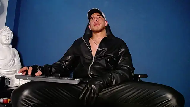 Maxxxpowerful online show from November 5, 4:51 pm