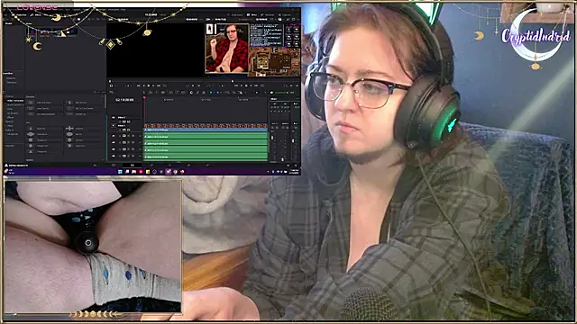 Snapshot of CryptidIndrid chatting on February 12, 9:01 pm CryptidIndrid online show from February 12, 9:01 pm