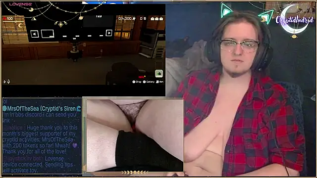 Snapshot of CryptidIndrid chatting on February 15, 2:04 am CryptidIndrid online show from February 15, 2:04 am