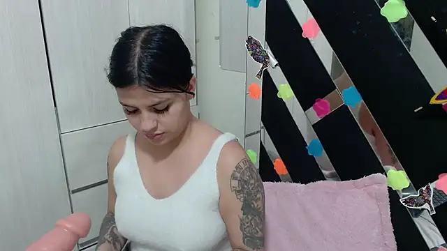 Snapshot of katery_wok11 chatting on September 23, 6:11 pm katery wok11 online show from September 23, 6:11 pm