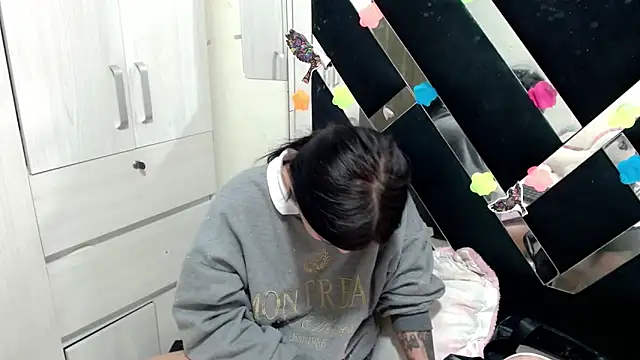 katery wok11 online show from November 12, 7:03 pm