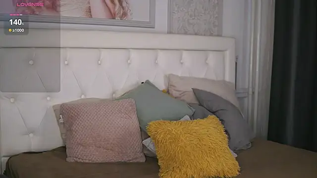 Adelyn Chase online show from March 15, 8:58 am