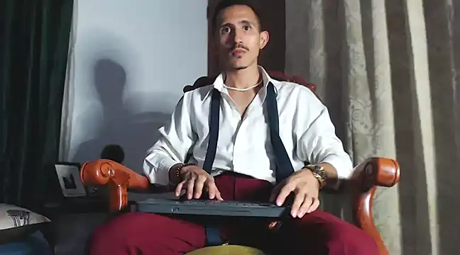 HomeAloneK online show from February 2, 7:35 pm