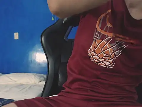 HomeAloneK online show from October 30, 7:36 pm