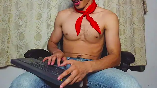 HomeAloneK online show from July 23, 7:56 pm