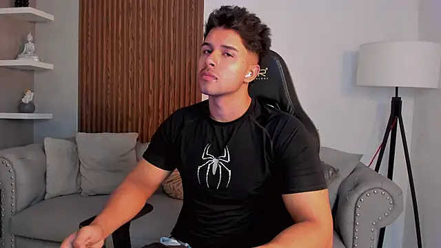 liam collins21 online show from September 22, 11:56 am