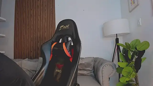 liam collins21 online show from October 1, 11:49 am