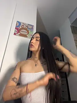 Snapshot of ananya_sex1 chatting on March 17, 6:39 am ananya sex1 online show from March 17, 6:39 am