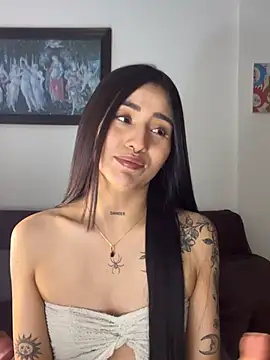 Snapshot of ananya_sex1 chatting on April 1, 5:52 am ananya sex1 online show from April 1, 5:52 am