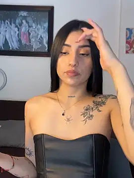 Snapshot of ananya_sex1 chatting on April 15, 6:42 am ananya sex1 online show from April 15, 6:42 am